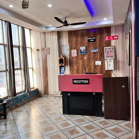 Haldwāni Hotel Pushpanjali מראה חיצוני תמונה